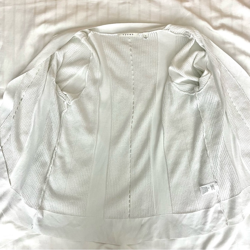 Cyrus Open Front White Cardigan Long Sleeves Lightweight Beachy L - Picture 9 of 12